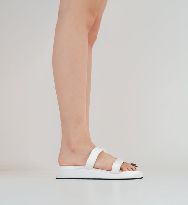 SUI PLATFORM SANDALS (WHITE)