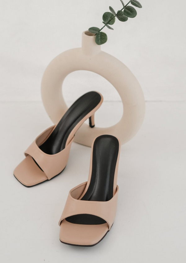 SUNNY HEELS (NUDE)