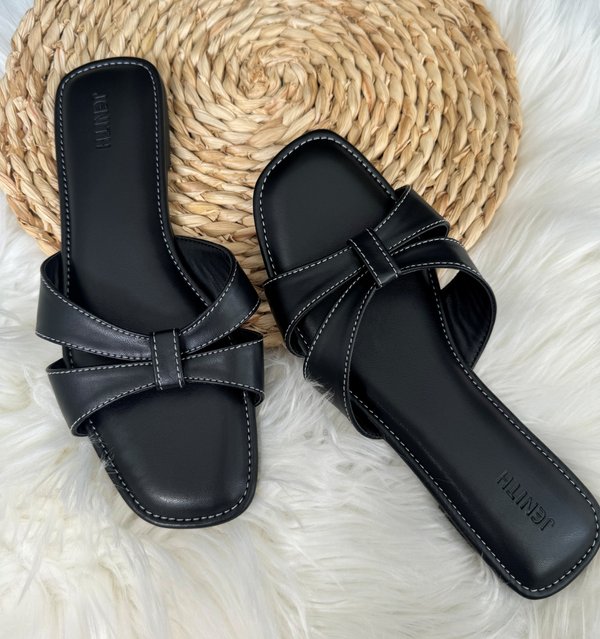 KELLY SANDALS (BLACK)