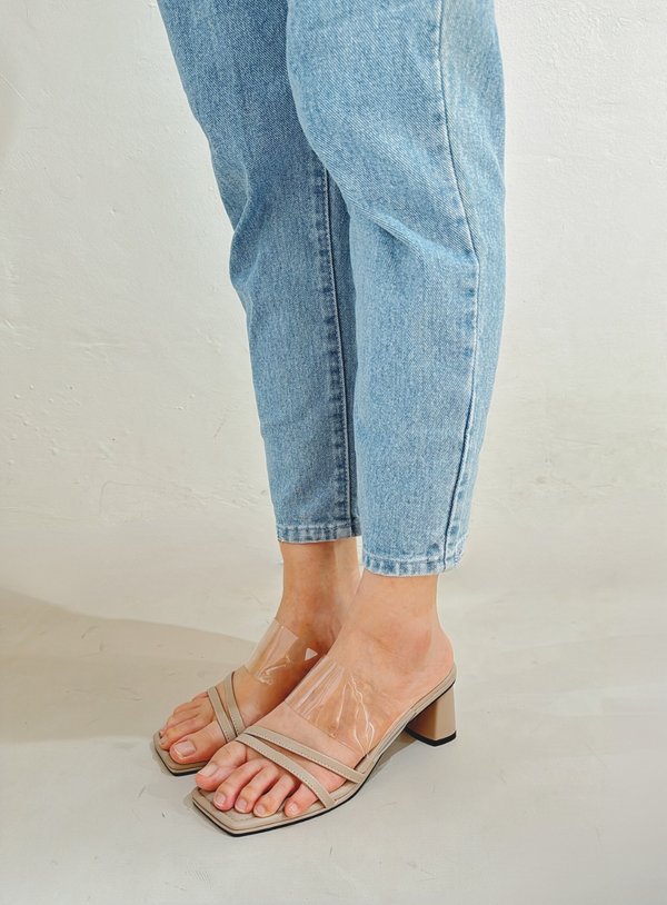 (Improved) LISA BLOCK HEELS (ETOUPE)