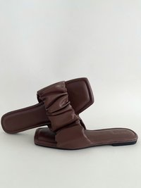 BECKHAM SANDALS (ESPRESSO)