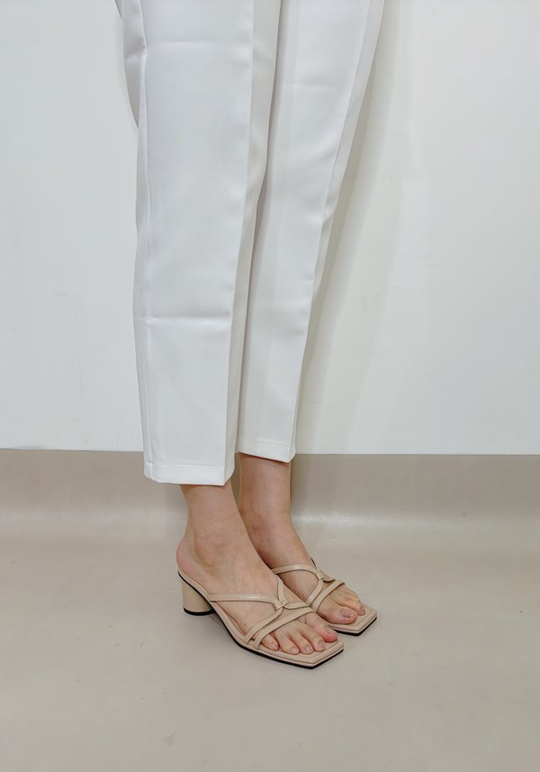 JULIANA BLOCK HEELS (NUDE)