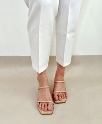 PATSY LOW HEEL SANDALS (NUDE)