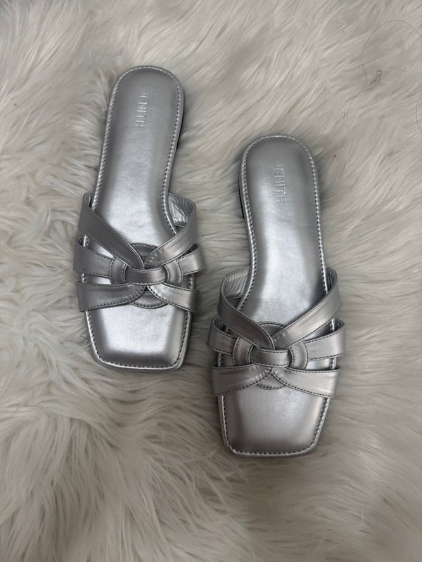[SAMPLE SALE] SILVER SANDALS