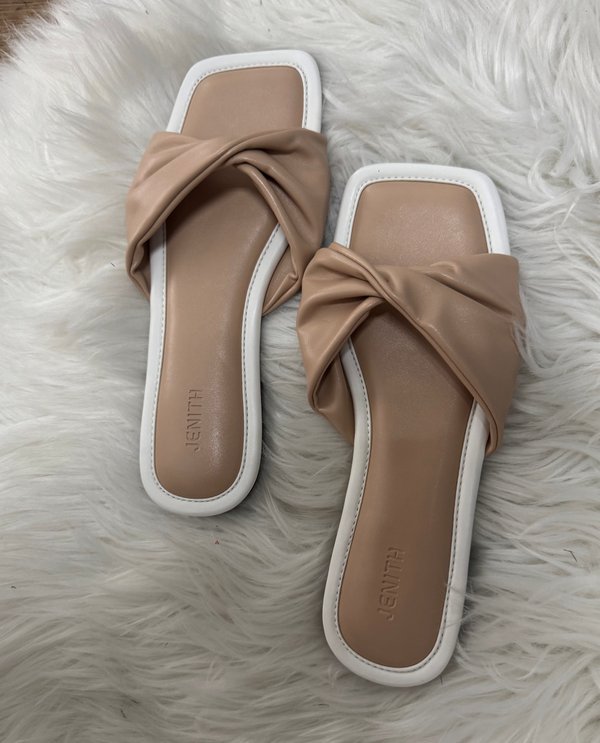 [SAMPLE SALE] JESS SANDALS (NUDE)- S35