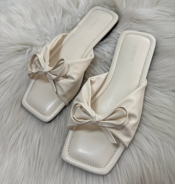 BORA SANDALS (BONE)