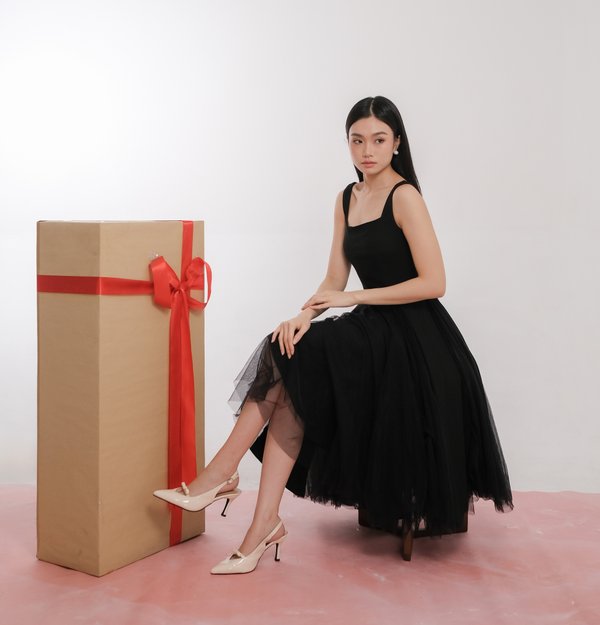 CHARLOTTE HEELS (OATMILK)