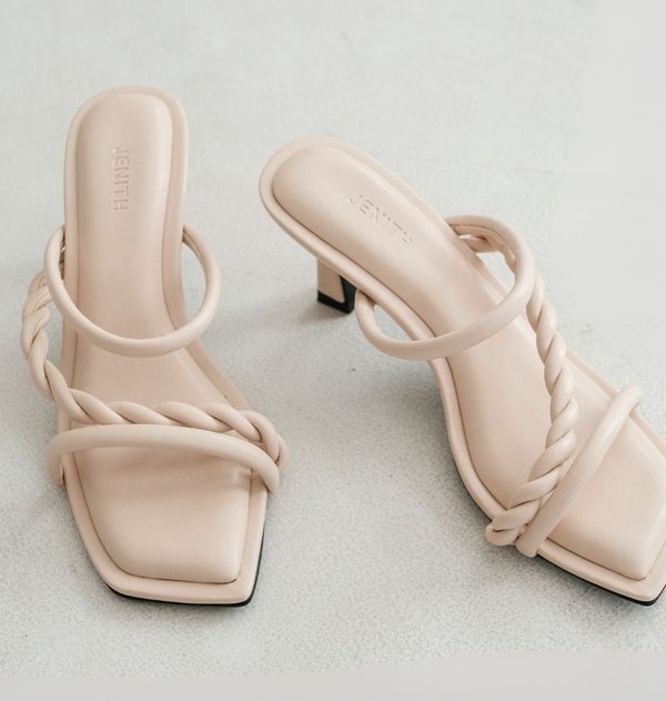 JIMMY HEELS (BABY PINK)