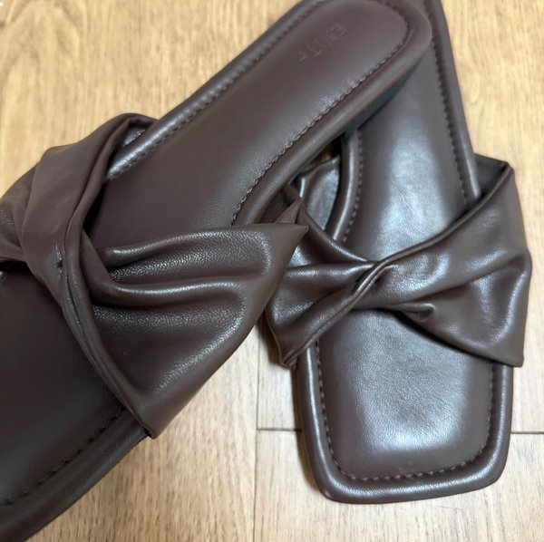 NOAH SANDALS (ESPRESSO)