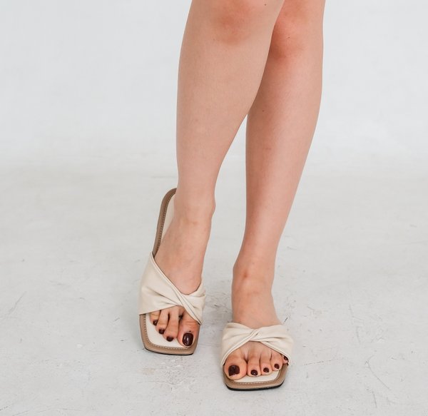 NOAH SANDALS (TAUPE)