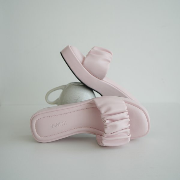 EVA PLATFORM SANDALS (BABY PINK)
