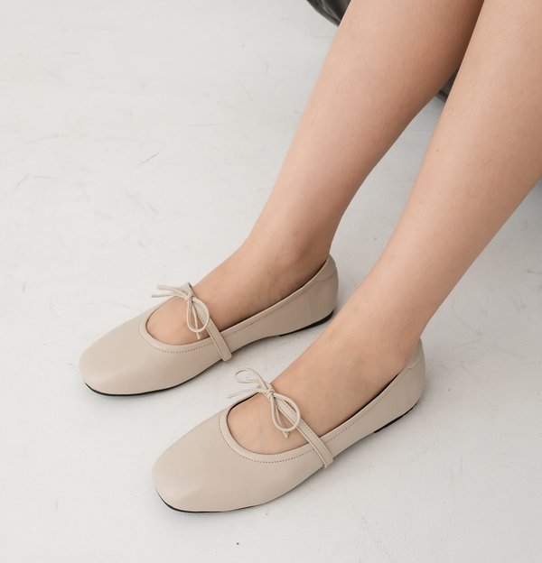 LORA MARY JANES (OAT)