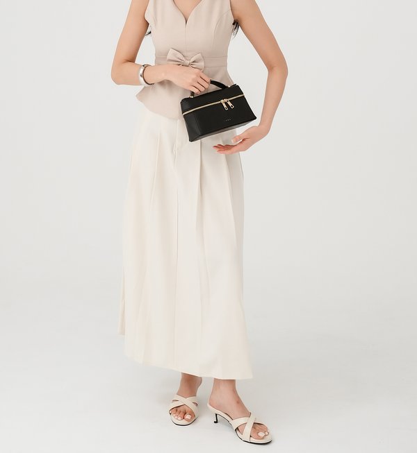 JANE KITTEN HEELS (IVORY)