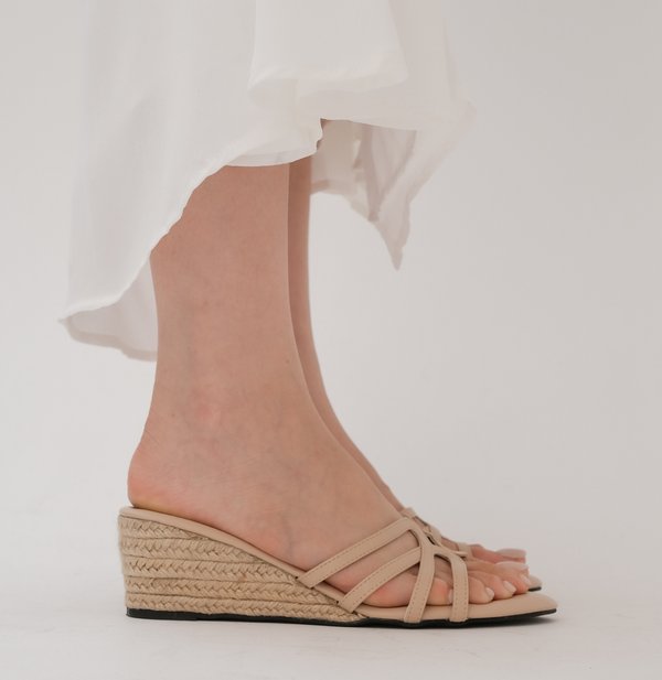 ZIG ZAG ESPADRILLE WEDGE (NUDE)